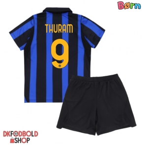 Inter Milan Marcus Thuram #9 Hjemmebanesæt Børn 2026-27 Kort ærmer (+ korte bukser)